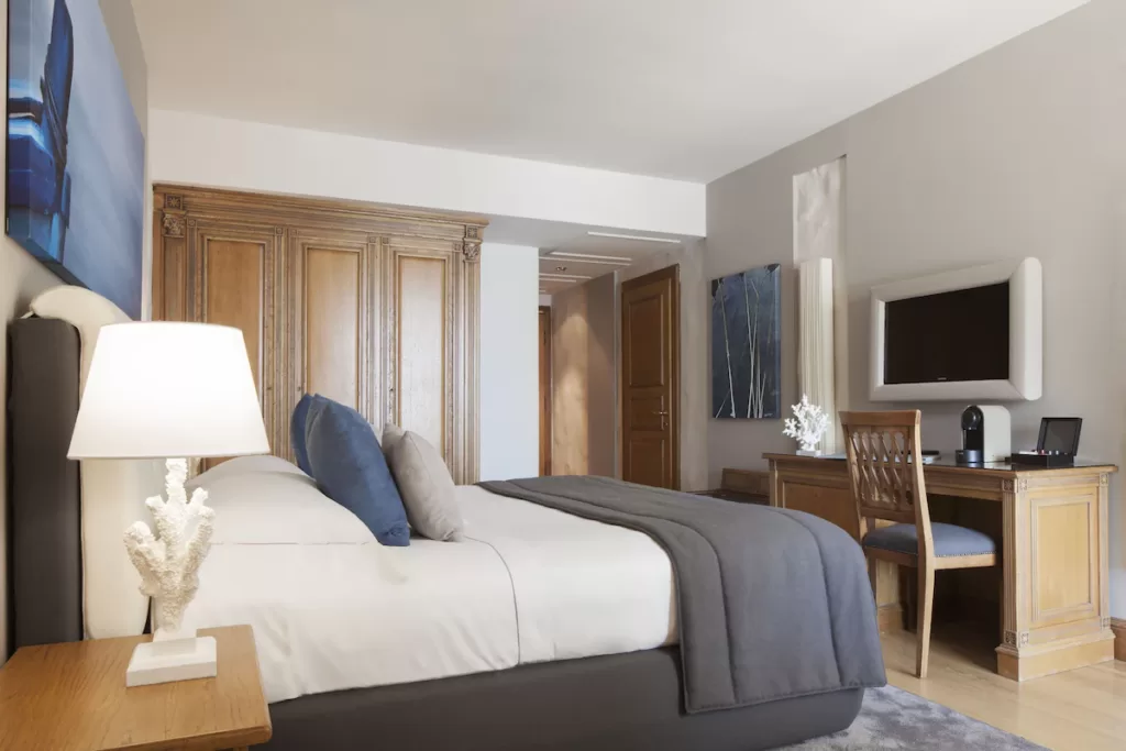 Luxury room in Mazzarro Sea Palace Hotel in Taormina