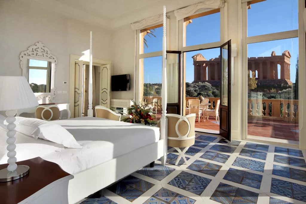 Hotel Villa Athena Luxury Room in Agrigento