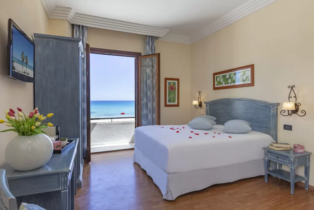 Beach view room at Hotel Mira Spiaggia in San Vito Lo Capo