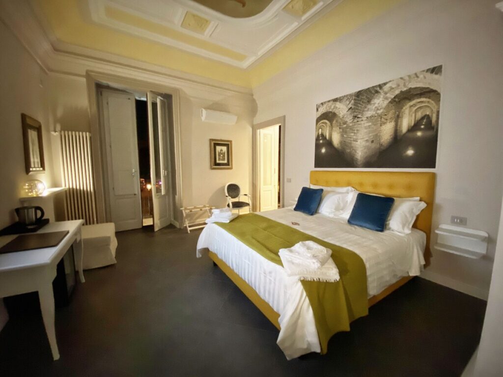 Anfiteatro bed and breakfast room in Catania