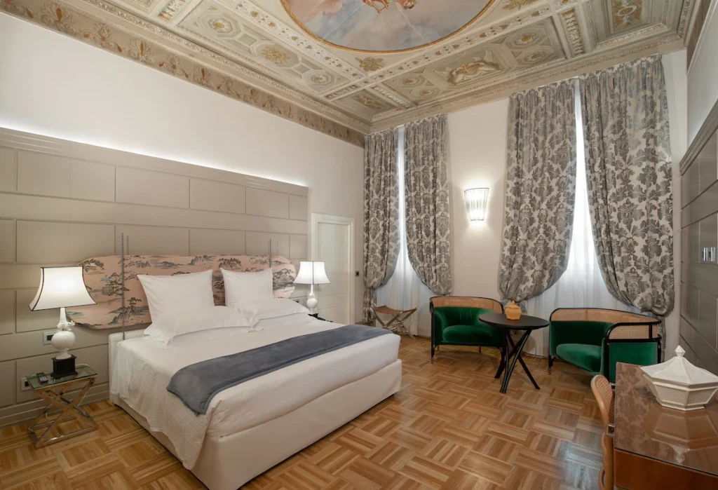 Room at the boutique hotel Number Nine in Florence