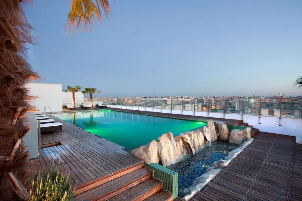 Hilton Garden Inn Lecce rooftop pool
